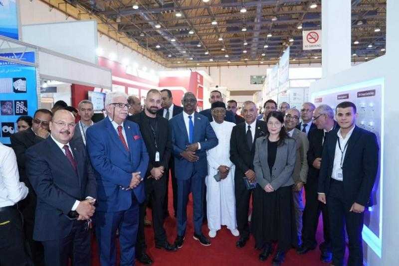 بتشريف سفراء تشاد و روندا .. افتتاح الدورة السابعة من معرض مصر الدولي لتكنولوجيا الإضاءة والليد (LED Expo)