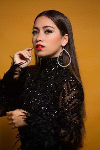 “الهيبة”.. إطلالة غنائية جديدة باللهجة المصرية للفنانة إيفا ماضي