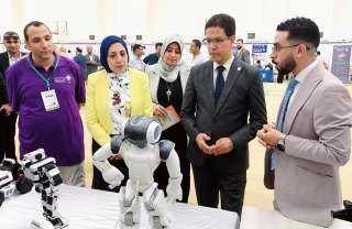 ” الجيزاوي ” يفتتح فعاليات بطولة جامعة بنها الأولى للروبوتات رئيس جامعة بنها : حريصون علي تنمية المهارات العملية والإبداعية للطلاب في مجالات الروبوتات والبرمجة والذكاء الاصطناعي