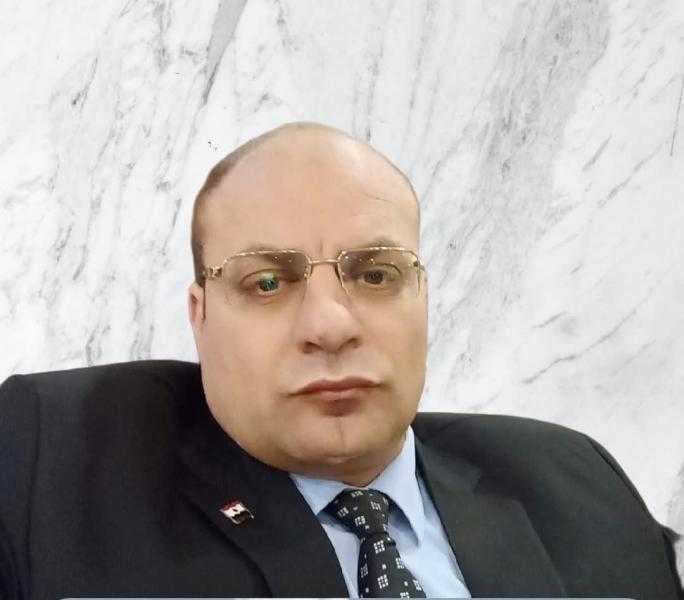 المتسلقون على جدار التطوع.. بين الزيف والحقيقة