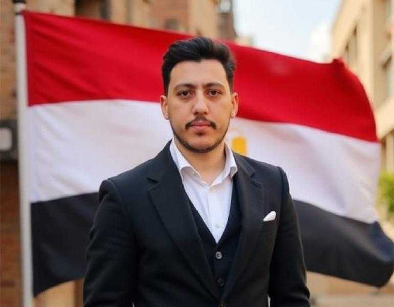 إبراهيم عبداللطيف.. من قاعات الجامعة إلى الصفوف الأولى في الإعلام المصري