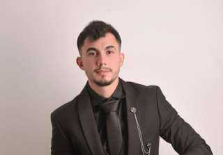 عيسى شما يهيّئ الشباب لعصر الذكاء الاصطناعي