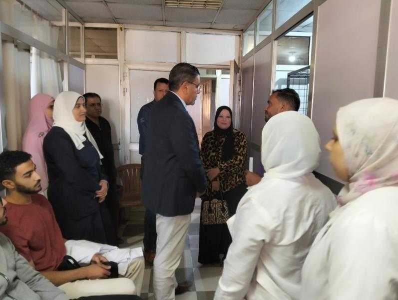 وكيل وزارة الصحة بالمنوفية يتفقد مستشفى سرس الليان