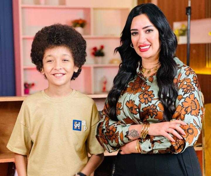 يوسف صلاح يتألق في «اسمعني شكرًا» مع سيرا إبراهيم ويكشف أسرار انطلاقته مع منّة شلبي وأحمد مكي