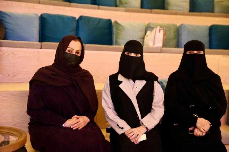 على شرف الأميرة سميرة آل سعود.. حفل تدشين كتاب السيرة الذاتية للإعلامية القديرة دنيا بكر يونس في الرياض برعايه من ڤيلورا