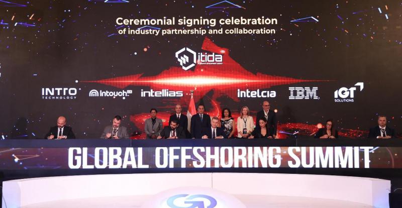 إنتلسيا تُسلّط الضوء على عام من النمو والشراكات