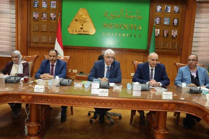 رئيس جامعة المنوفية: التحول الرقمي هو بوابة المستقبل.. والجامعة تقود ثورة تكنولوجية شاملة