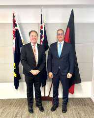 وزير البترول والثروة المعدنية يبدأ زيارة رسمية إلى بيرث الأسترالية