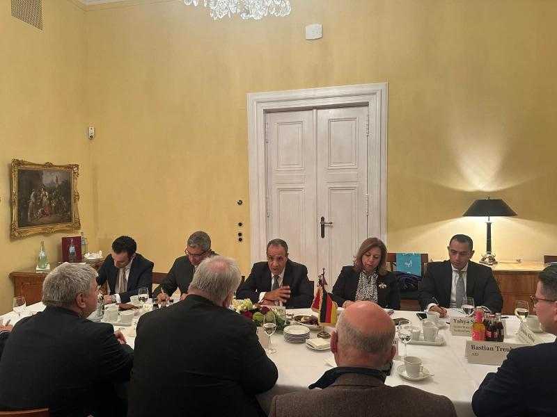 وزير الخارجية يلتقي مجموعة الصداقة البرلمانية المصرية الألمانية في البوندستاج