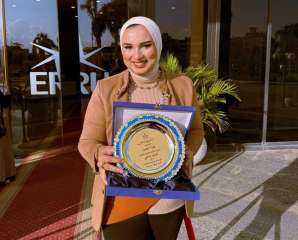 تكريم يارا أحمد يضيء احتفالية الجامعة الروسية