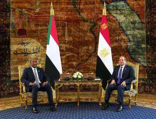 المتحدث باسم رئاسة الجمهورية: الرئيس السيسي يستقبل رئيس مجلس السيادة السوداني