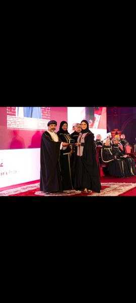 جامعة التقنية والعلوم التطبيقية بشناص تحتفل بتخريج طلبتها