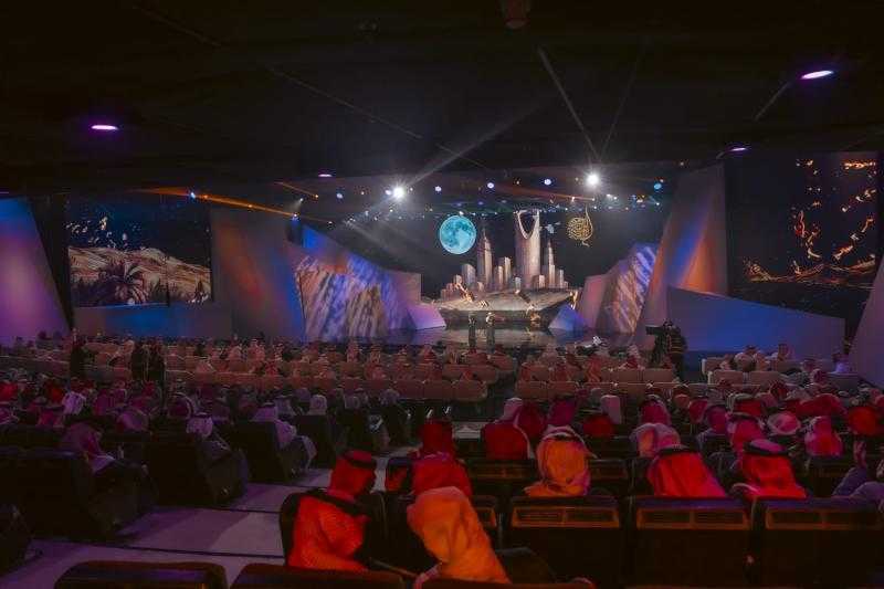 ”شاعر الراية” يقترب من اللقب والمنافسة تشتد