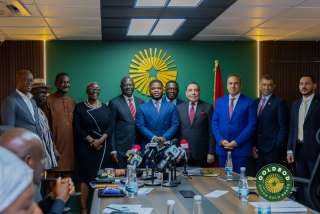 انجاز مصرى كبير في افريقيا الدكتور سعيد دراز يوقع اتفاقية لتكرير الذهب مع غانا بعقد ٩٠ طن ذهب سنويا