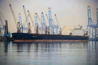 سيسكو ترانس تؤكد ريادتها العالمية بتفريغ 138 ألف طن سلاج في 77... سيسكو ترانس تؤكد ريادتها العالمية بتفريغ 138 ألف طن سلاج في 77 ساعة