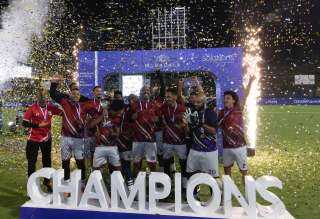 بدعم من شركة مبادلة للاستثمار ختام استثنائي لمنافسات «دوري سلوشنز المجتمعي لكرة القدم» في أبوظبي