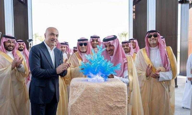 وزير السياحة السعودي يفتتح منتجع “ريكسوس مرجانة”