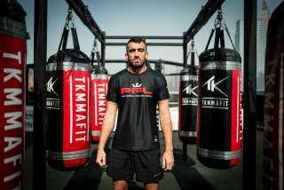 الإماراتي محمد يحيى يستعد لظهوره الأول مع رابطة المقاتلين المحترفين PFL MENA في الخبر