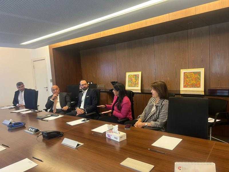 البورصة المصرية تعقد أولى جلسات المائدة المستديرة «منصتك للاستثمار والتمويل» بالتعاون مع الجمعية البريطانية