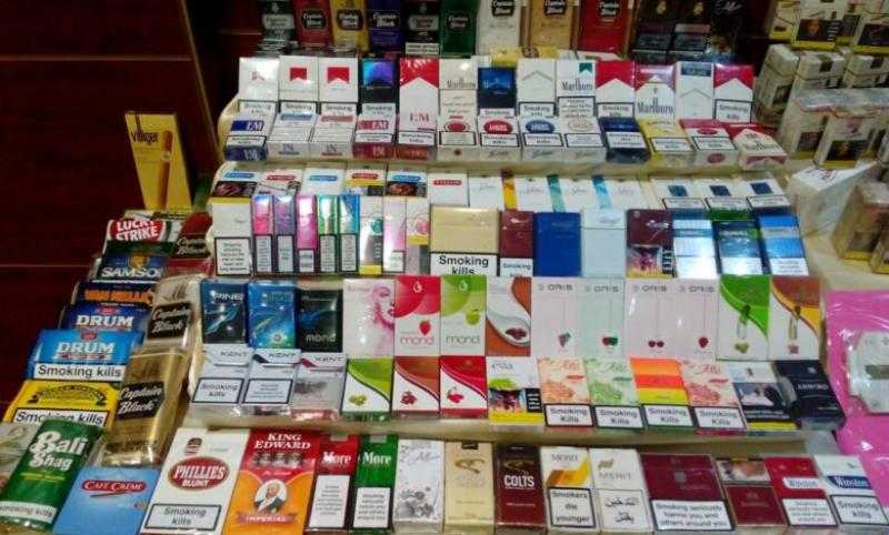 السجائر المهربة… اقتصاد الظل الذي يستنزف موارد الدولة
