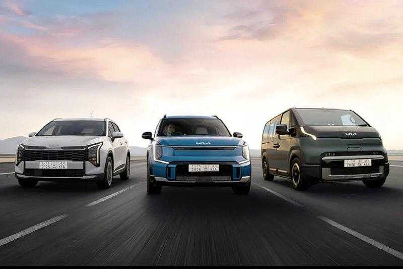 تكريم 4 طرازات من كيا يؤكّد ريادتها في حلول التنقّل الكهربائي