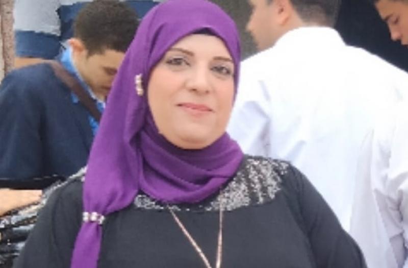 الكاتبة ايمان الملط 