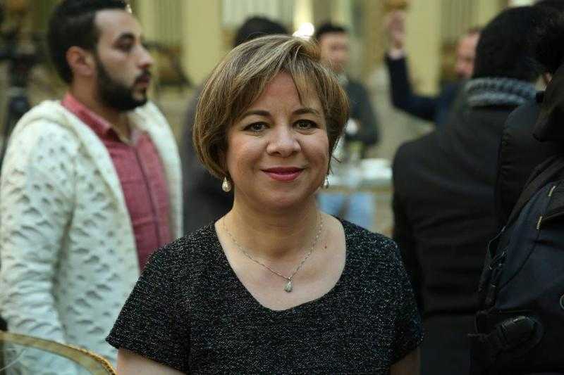 المخرجة عزة الحسينى مديرة مهرجان الأقصر لـ «الأهرام»: اهتمام عالمى بالسينما الإفريقية رغم صعوبات الإنتاج