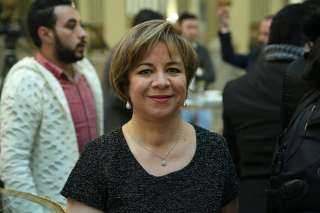 المخرجة عزة الحسينى مديرة مهرجان الأقصر لـ «الأهرام»: اهتمام عالمى بالسينما الإفريقية رغم صعوبات الإنتاج