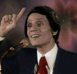 أكاديمية حليم تطلق مشروعها الفني الجديد