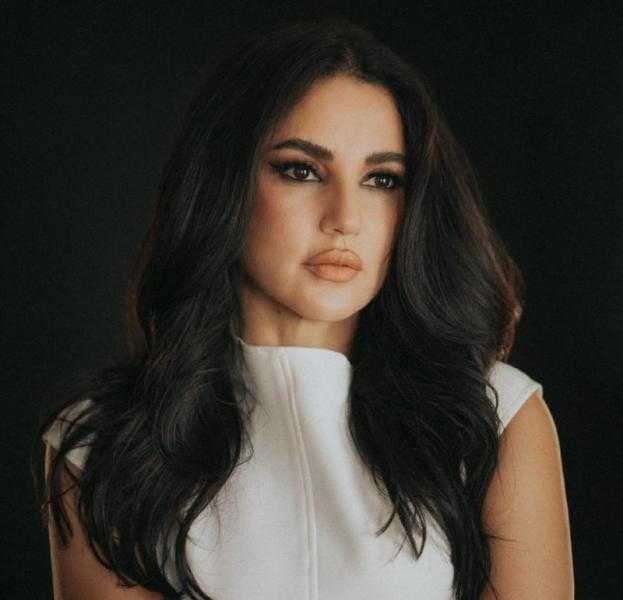 درة تعبر عن تضامنها الكامل”لبنان الحبيب لا يستحق كل هذا الوجع”