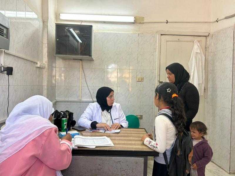 ”قطار الخير” يصل فيشا الصغرى.. الكشف على 265 مواطناً وحجز 13 جراحة بالمجان بـ ”سرس الليان”