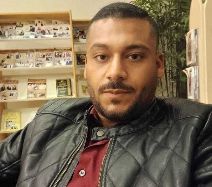 د. علي عبد الناصر التركي يستعد لطرح “قبل أن تنكسر تمامًا”