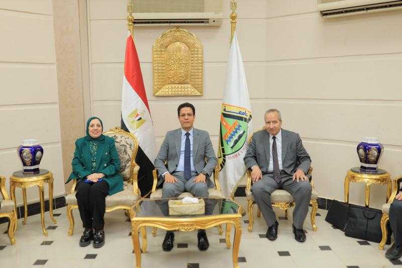 رئيس جامعة بنها يستقبل لجنة قطاع العلوم بالمجلس الأعلى للجامعات