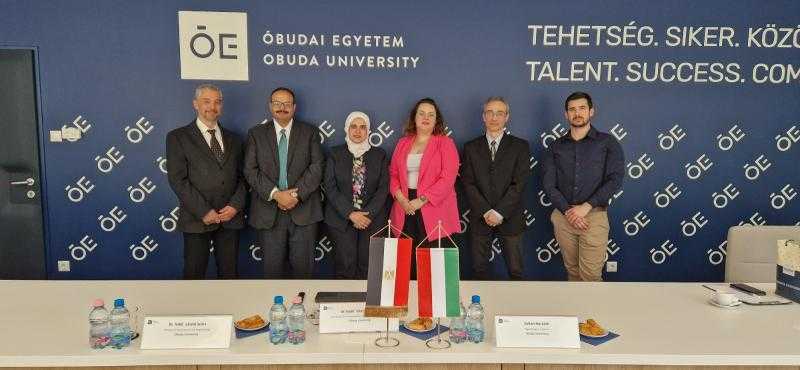 لتعزيز التعاون الدولي .. وفد جامعة بنها في زيارة لجامعة أوبودا بالمجر