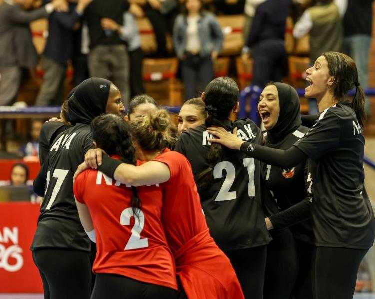 سيدات طائرة الأهلي يواجه البنك التجاري الكيني في نهائي بطولة إفريقيا