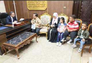 يأمر بانهاء إجراءات علاج على نفقة الدولة لحالة مرضية وصرف مساعدات مالية لعدد من الحالات