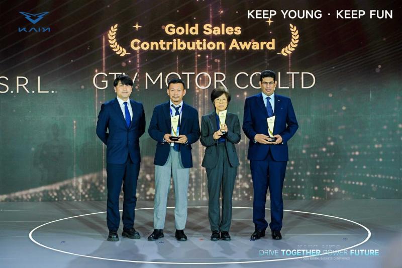 كايي موتورز إيجيبت» تفوز بالجائزة البلاتينية عالميًا في مبيعات «Kaiyi Auto».. وتحتل المركز الثاني لمبيعات 2025