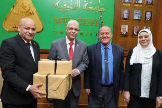 القاصد: حفل تكريم مدير عام الحسابات بالجامعة ومندوب وزارة المالية لبلوغه سن المعاش