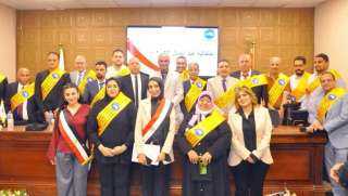 احتفالًا بعيد العمال.. «مستقبل وطن» يكرم رموز العمل النقابي بالجيزة