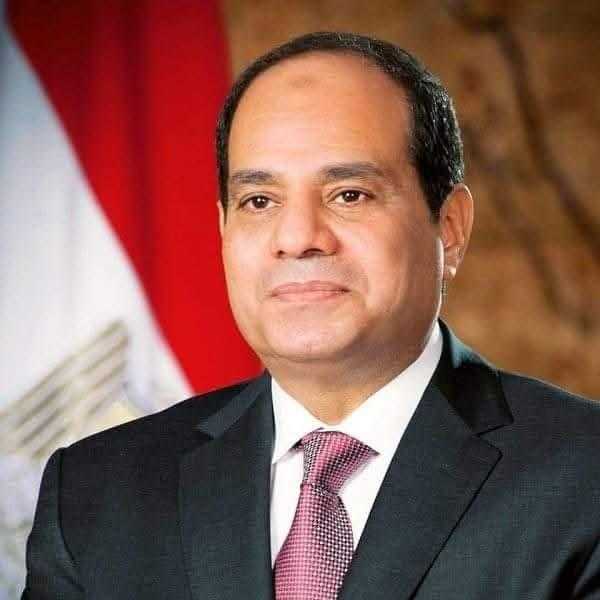 الرئيس السيسي يقدم واجب العزاء في فقيد الفن الفنان عبد الرحمن ابو زهرة