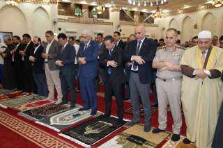 محافظ المنوفية ورئيس جامعة المنوفية يؤديان صلاة عيد الأضحى بمسجد الرؤوف الرحيم بشبين الكوم