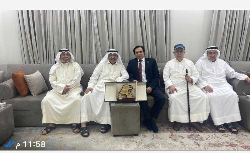 ديوان أبناء المرحوم عبدالرحمن الكندري يكرم سفير باكستان بدولة الكويت