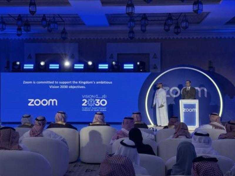 زوم تطلق مركز بيانات جديداً في المملكة العربية السعودية لدعم الذكاء الاصطناعي والتحول الرقمي