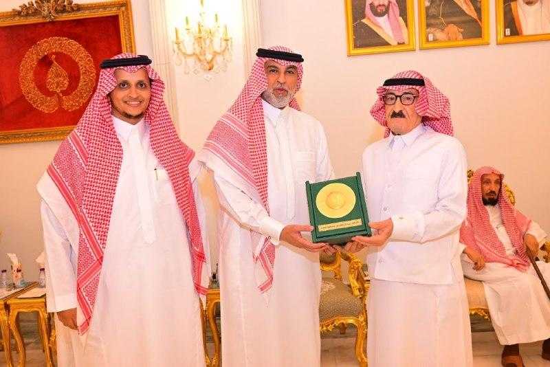 شركة الحماد للمشاريع التعليمية تمنح 10 مقاعد دراسية مجانية للأيتام