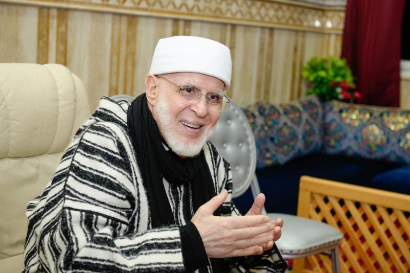 مشيخة الطريقة البودشيشية.. شهادة أرملة الشيخ تزيد الشك حول الوصية ولا تؤكدها