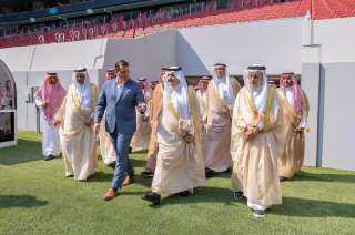 أمير المنطقة الشرقية يطّلع على مستجدات مشروع ملعب أرامكو