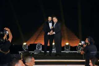 تامر بجاتو يحصد جائزة أفضل بودكاست عن «بودكاست 23» في مهرجان «The Best»