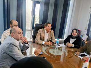 تكاتف تشريعي وتنفيذي .. النائب محمد موسى ووكيل صحة المنوفية يبحثان خطة تطوير الاستقبال والكوارئ بمستشفى قويسنا وبركة السبع