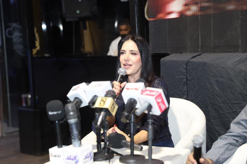 ميرنا وليد 