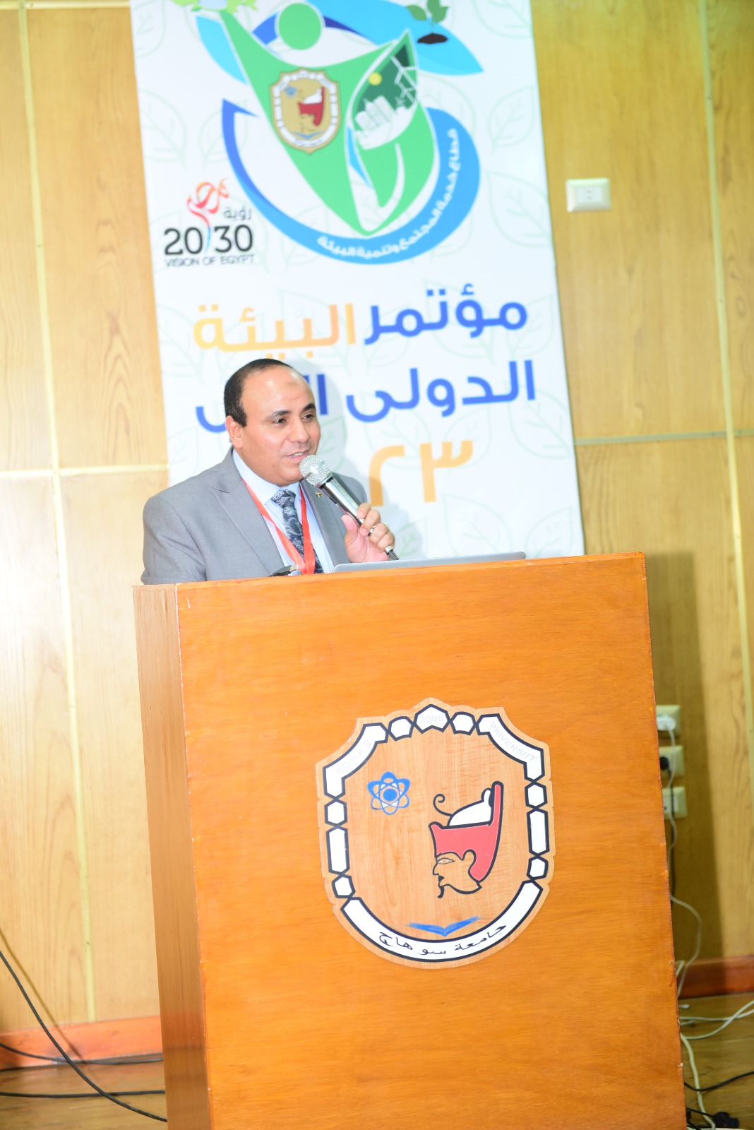 f2988444fb6f.jpg